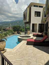 This comes as no surprise given the cultural melting pot it features, amongst its many other virtues. Jamaica Vacation Rentals Homes Airbnb