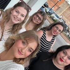 Hiring evening staff with management experience in Springfield