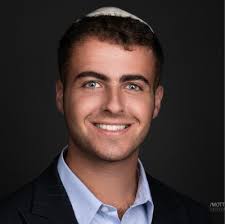 Just sat with Mayor Eric Adams for what was easily the most exciting  episode of Momentum to date. He opened up about his journey