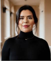 Jeanette Padilla's Instagram, Twitter & Facebook