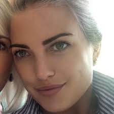 Chantelle Bryant's Instagram, Twitter & Facebook