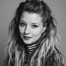 Mindfulness book recommendations for present moment focus