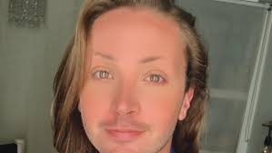 Drag queens : le double je(u) de la nouvelle génération avec les Catalans  Léona Winter et Prada