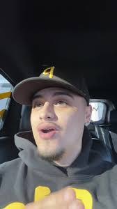 Alan Candelas's Instagram, Twitter & Facebook