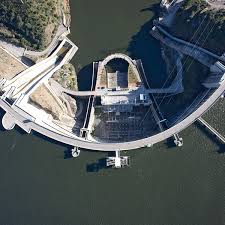 It impounds the river guadiana, on the border of beja and évora districts in south of portugal. Alqueva I Hydro Power Plant Edp Portugal