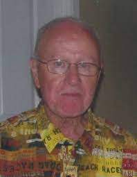 Shay Markham's Instagram, Twitter & Facebook