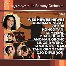 Berdasarkan liriknya lagu lingsir wengi ini juga tidak mengandung kata undangan terhadap makhluk halus untuk datang seperti hal jelangkung yang memang secara terang. Lingsir Wengi By Nurhana On Amazon Music Amazon Com