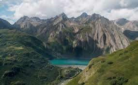 Randonnée alpes italiennes situées au sud de l'arc alpin, les alpes italiennes offrent un immense panel de randonnées. Escapade Dans Les Alpes Italiennes Randonnees Au Val Formazza Serendipite