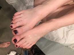 Cummy toes