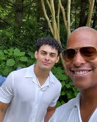 FBF: NYC + The Hamptons. A time was had. Rest is now required. More photos  and reels to come. Epic times with epic people. As my beautiful friend Somi  says, “The Beautiful