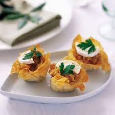 Filo Tarts With Caramelized Onions And Goats Cheese Recipe Starters Recipes Canapes Recipes Starters Recipes Christmas