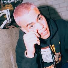 Eggwinmyboo (@eggwinbaby)