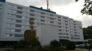 Featuring 295 rooms with views of the forest, this inn is set within a short ride from skyline garden observation deck. Holiday Inn Frankfurt Airport North Picture Of Leonardo Hotel Frankfurt City South Tripadvisor