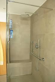 kundenbad in puttlingen boor bader fliesen sanitar moderne badezimmer fliesen grau homify badezimmer modernes badezimmer badewanne umbauen