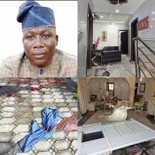 In another video, sunday igboho dared soldiers, police, dss operatives when they attempted to arrest him as he removed his shirt. I Was Home When They Attacked My Home Sunday Igboho Reveals Brainnewspaper