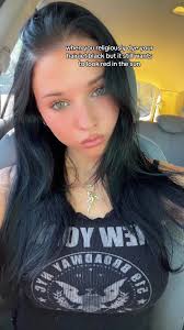 Black Hair in the Sunlight: Styling Tips and Tricks