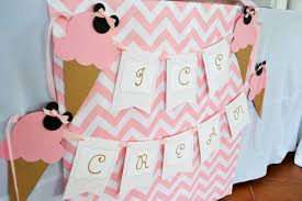 There is a big party at the home of minnie mouse. Kara S Party Ideas Minnie Mouse Ice Cream Shop Party Planning Ideas Supplies Idea Cake