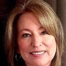 Nanette Hebert's Instagram, Twitter & Facebook