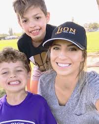 MEET THE TEAM 〰️ This is Danielle Chabrier, who joined us as a full-time  Realtor in 2017. She's currently our only team member who's not technically  part of the Raymer family,