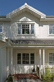 New England Style Im Villenpark Potsdam Uberdachte Eingangsveranda Porch Schwedisches Haus New England Hauser Haus