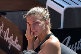 Injured Sara Errani retires in doubles final handing title to Peschke and  Srebotnik