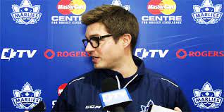 View, download, rate, and comment on 1323 tokyo ghoul gifs. Not Sure If Maple Leafs Assistant Gm Kyle Dubas Or