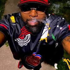 Eating Raw Beef Bones #food #beef #eat