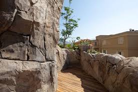 Jean Pierre Lott Carves Grotto From Monaco Bedrock With Villa Troglodyte In 2020 Villa Underground Pool Monaco