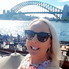 Kat Avery's Instagram, Twitter & Facebook