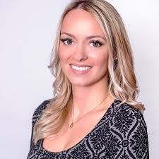 Stephanie Hamel's Instagram, Twitter & Facebook