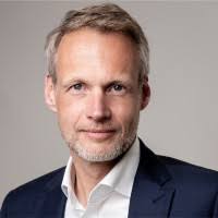 400+ "Albinus" profiles