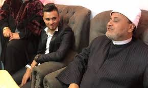 Jun 11, 2021 · حصل صلاح محسن، مهاجم الأهلي، على جائزة نسر الشهر للاعب الأفضل في الفريق الأحمر، عن شهر مايو المنصرم. ØµÙ„Ø§Ø­ Ù…Ø­Ø³Ù† ÙŠØ¹Ù‚Ø¯ Ù‚Ø±Ø§Ù†Ù‡ ÙÙ‰ Ø­ÙÙ„ Ø¹Ø§Ø¦Ù„Ù‰ Ù…Ø¨ØªØ¯Ø§