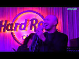 Pergilah rinduku hilangkan dirimu tak sanggup menanggung derita di kalbuku pergilah sayangku bermula semula semangat cintaku membara kerana dia tiada niatku. 6 25 Mb Kaer Izinku Pergi Download Lagu Mp3 Gratis Mp3 Dragon