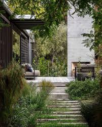 Homestyle Magazine On Instagram There Are Whispers Of Wildness In This Point Wells Garden By Andyhamiltonstudio The Ov In 2020 House Styles Outdoor Rooms New Homes