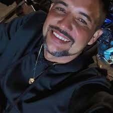 Resumo do primeiro tempo: Brasil tentando jogar e Argentina tentando bater.  #SeleçãoBrasileira