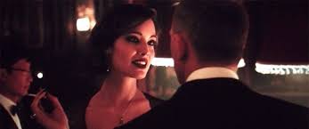 Berenice marlohe skyfall brnice marlohe dimensions: Free My Ftgiii Berenice Marlohe Skyfall Gif Find On Gifer
