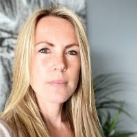 40+ "Robyn Ca" profiles