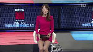 韓国の女子アナさん、ミニスカでパンツがモロ見えのまま放送されるwwww（GIFあり） - エロコスプレ