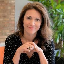 Maura York's Instagram, Twitter & Facebook