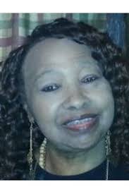 Elaine Calhoun's Instagram, Twitter & Facebook