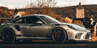On one hand you want rims that are big enough to give your vehicle a. Made In Italy Light Weight Alloy Wheels Oz Racing