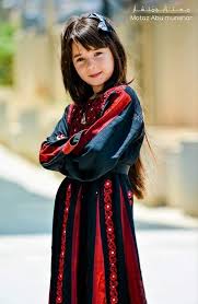 المركز الفلسطيني للإعلام on twitter palestine girl fashion sketches fashion