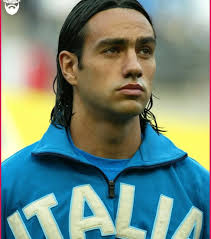 Roberto Clemente's impressive baseball career and legacy