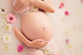 79 stunning maternity photo ideas, plus expert tips from professional photographers on how to maternity photos to inspire you. Chelsea Haworth Photography Services Award Winning Auckland Pregnancy And Newborn Photographer