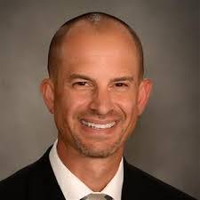 Eric Mach's Instagram, Twitter & Facebook