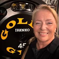 Reel by Bonney Jean Rempel (@bonneybarbell) · December 15, 2022