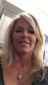 Tami Austin was live.