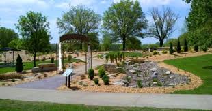 Darwin Axie Hindman Discovery Garden At Stephens Lake Park Lake Park Park City Best Location
