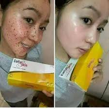 Pisahkan antara kuning dan putih telur. Facebook