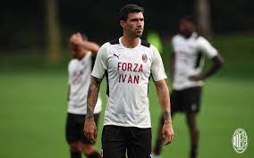 At halftime, milan should be in the lead, with 63.65% chances. Q7c43nn8a9rorm